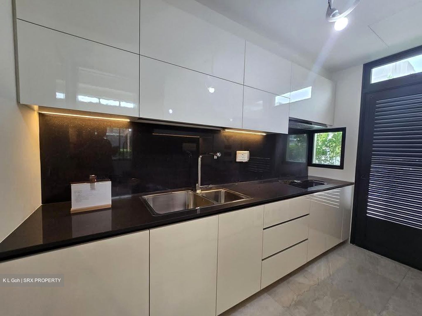 Belgravia Ace (D28), Terrace #637284511